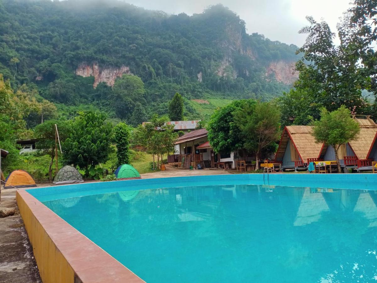 Nongkhiaw Campingsite Swimming Pool Hotel Ban Phathok Buitenkant foto