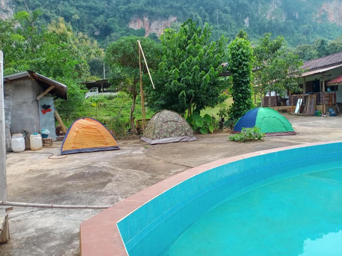 Nongkhiaw Campingsite Swimming Pool Hotel Ban Phathok Buitenkant foto